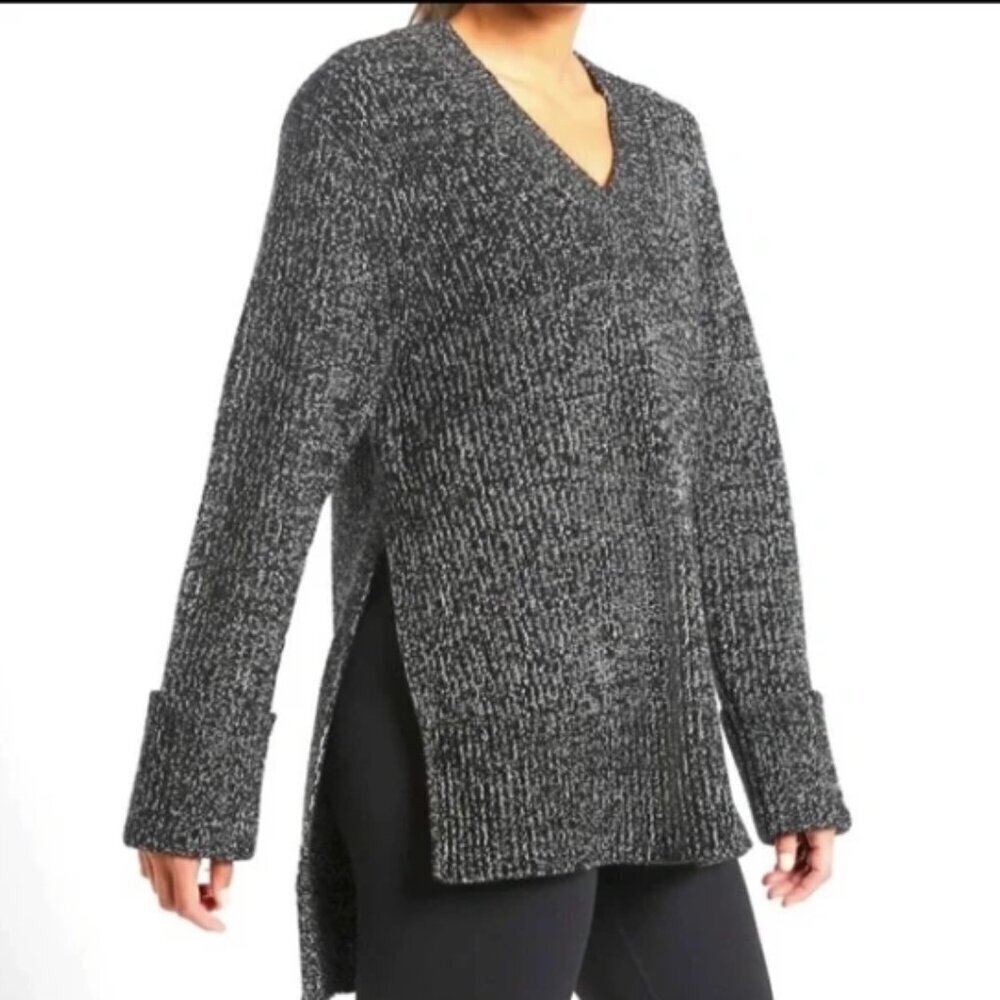 Athleta Shasta V-Neck Sweater Size XS